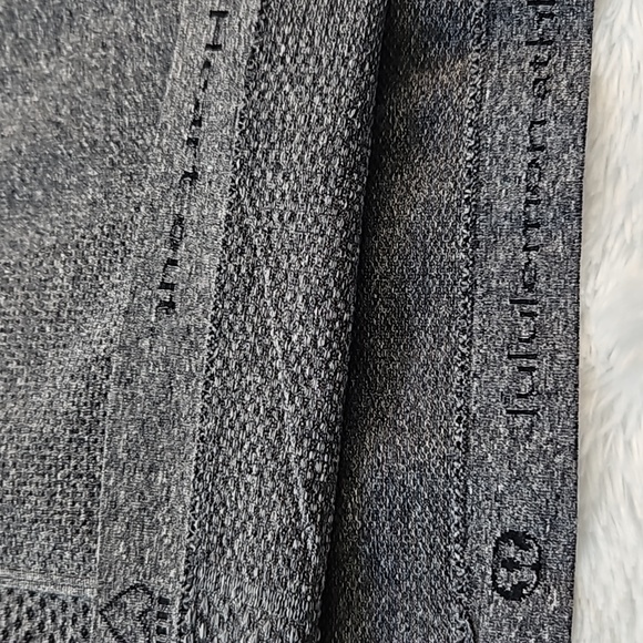 Lululemon Gray Long Sleeve Pullover - Picture 4 of 6